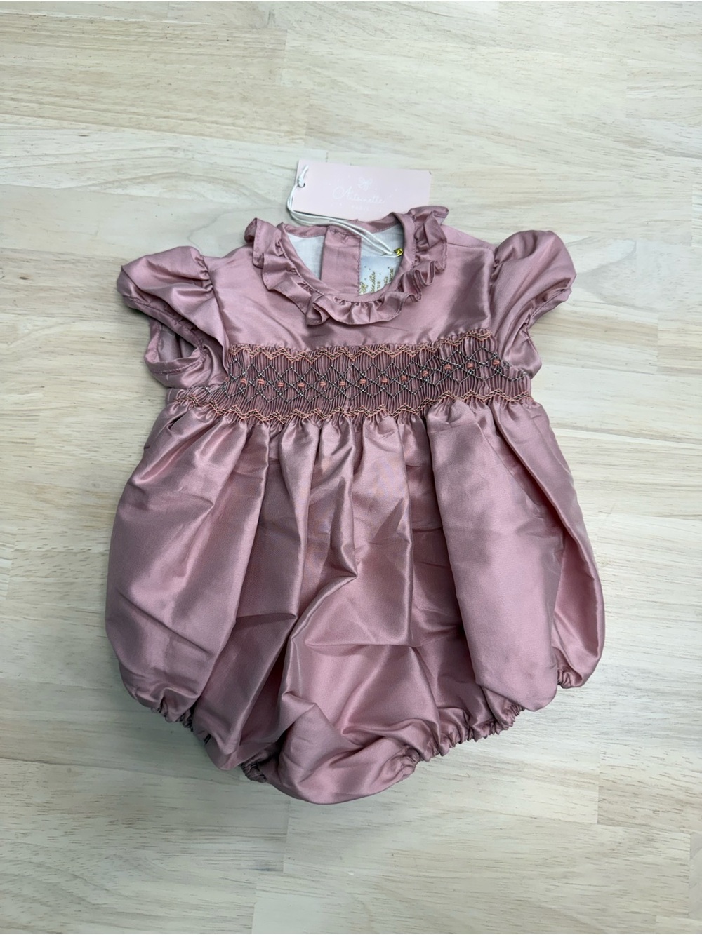 New! Antoinette Paris Astrid French silk blend smocked bubble
